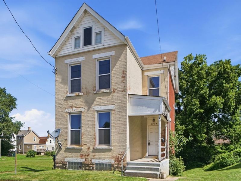 1616 Brewster Avenue, Cincinnati, OH 45207 Photo 2