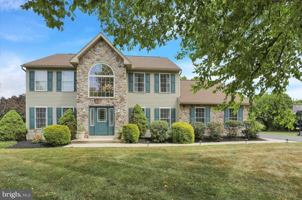116 INDIAN RUN DRIVE , DOUGLASSVILLE, PA 19518
