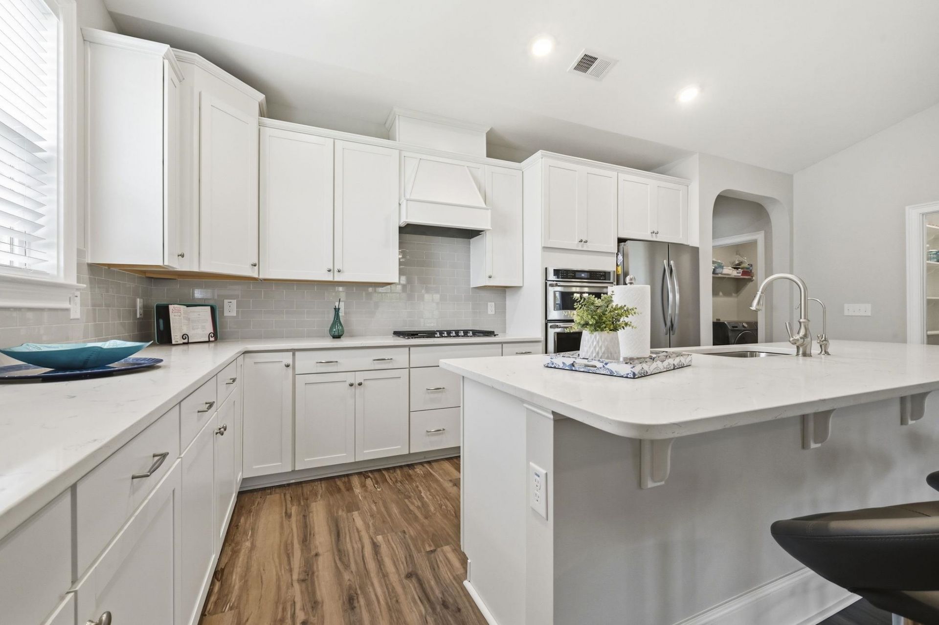 1615 Thornbury Dr. Photo 16