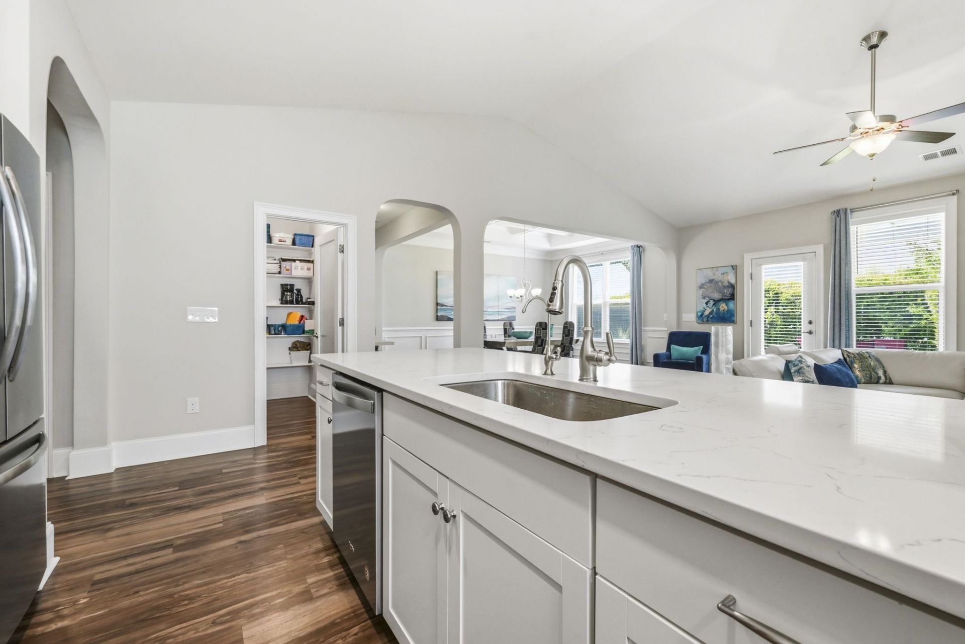 1615 Thornbury Dr. Photo 17
