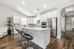 1615 Thornbury Dr. photo 4