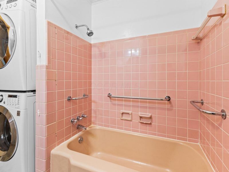 1470 Cottingham Court E, Columbus, OH 43209 Photo 14