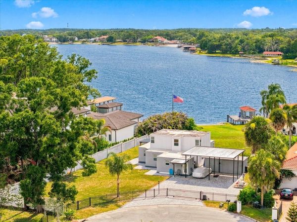 12002 WATERSIDE COURT , TAMPA, FL 33612