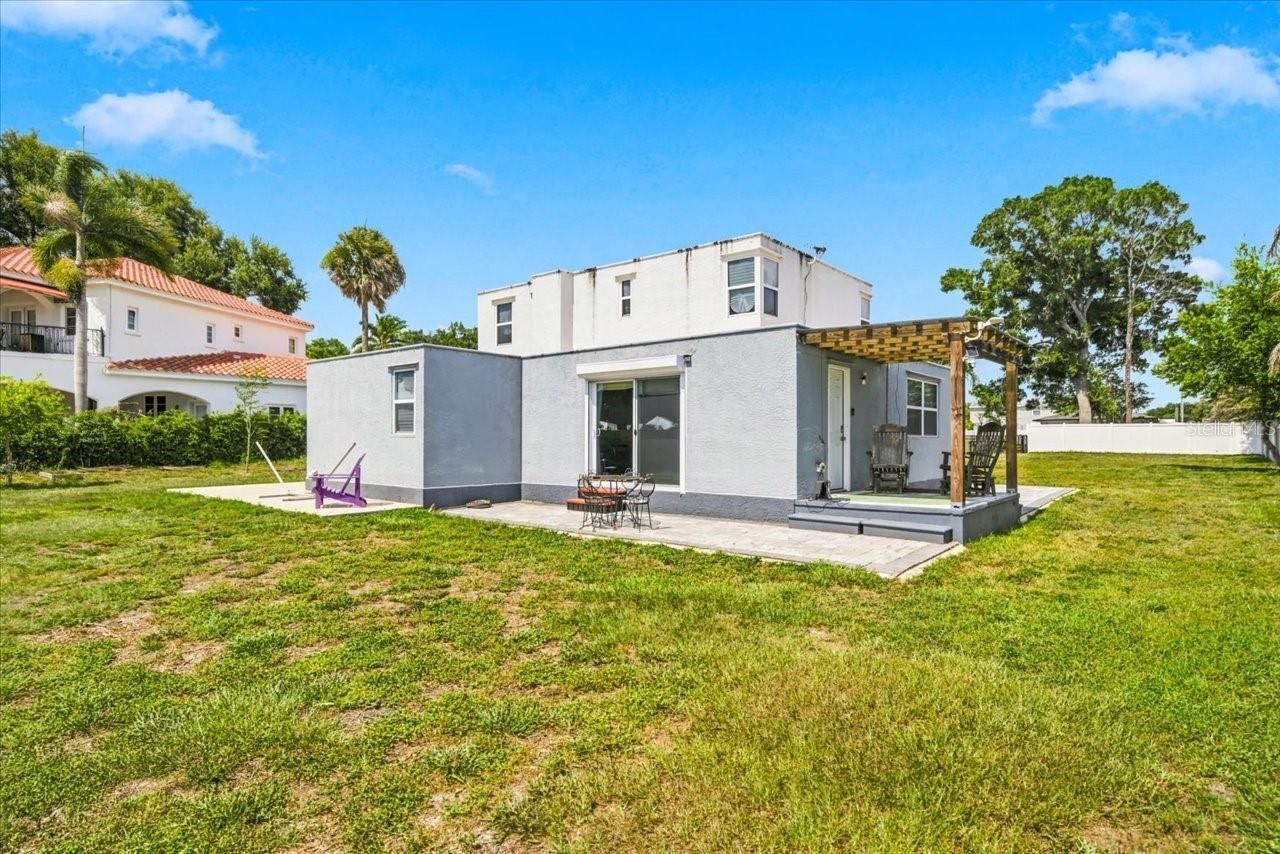12002 Waterside Court, Tampa, FL 33612 Photo
