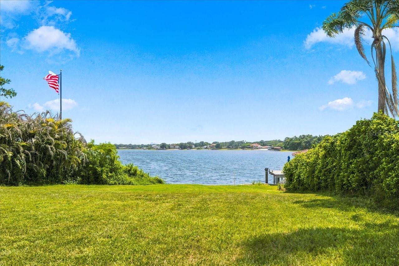12002 Waterside Court, Tampa, FL 33612 Photo