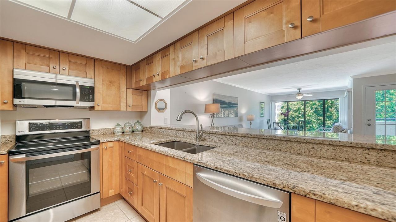 835 S Osprey Avenue , Unit 201, Sarasota, FL 34236 Photo