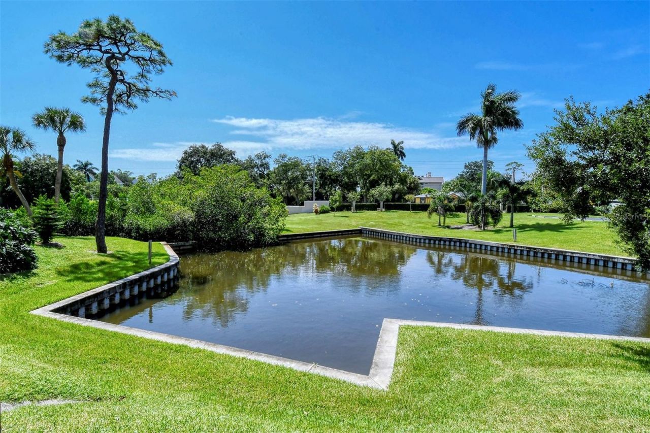 835 S Osprey Avenue , Unit 201, Sarasota, FL 34236 Photo