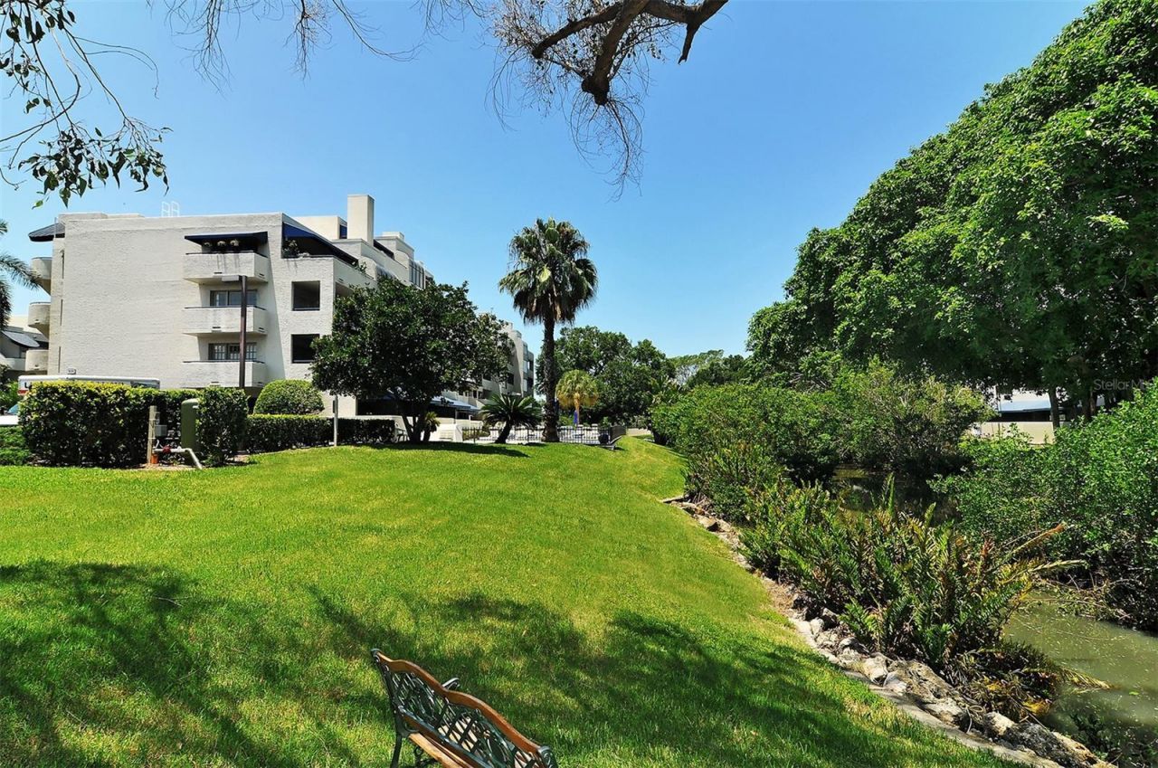835 S Osprey Avenue , Unit 201, Sarasota, FL 34236 Photo