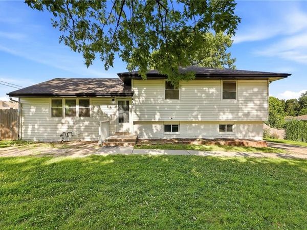 4142 N Lister Avenue, Kansas City, MO 64117