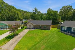 114 Mcduffie Court photo 4