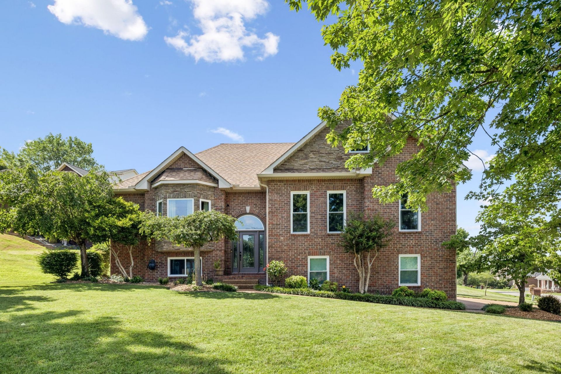 1514 Brookstone Cir Mount Juliet, TN 37122