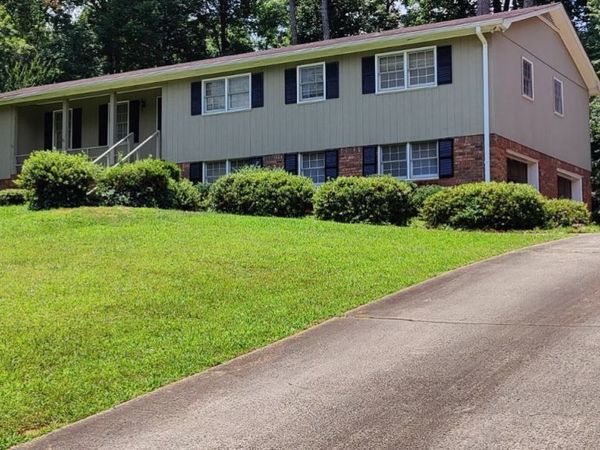 3031 Wendgate Dr, Marietta, GA 30062