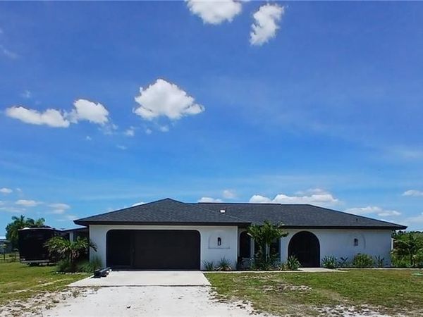 11300 Bridle LN , CAPE CORAL, FL 33991