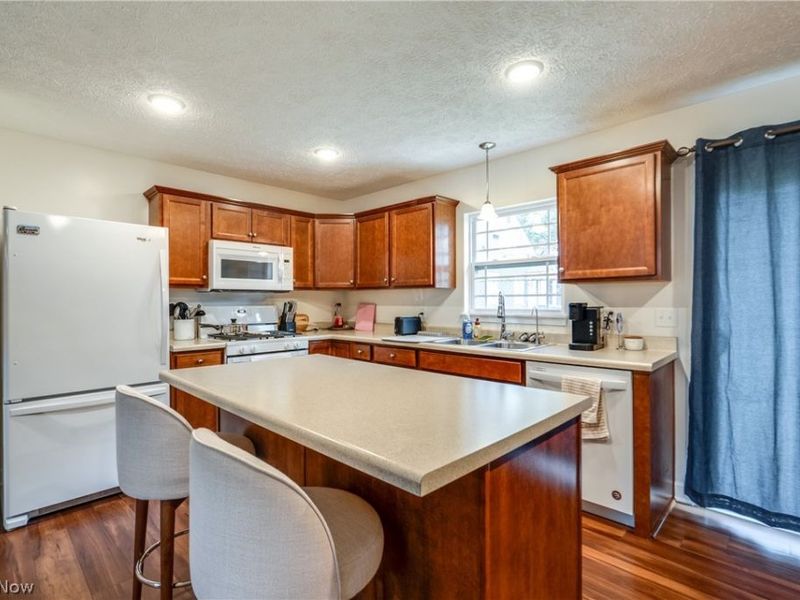 3593 Portage Point Boulevard, Akron, OH 44319 Photo 12
