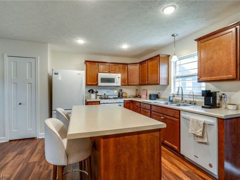 3593 Portage Point Boulevard, Akron, OH 44319 Photo 14
