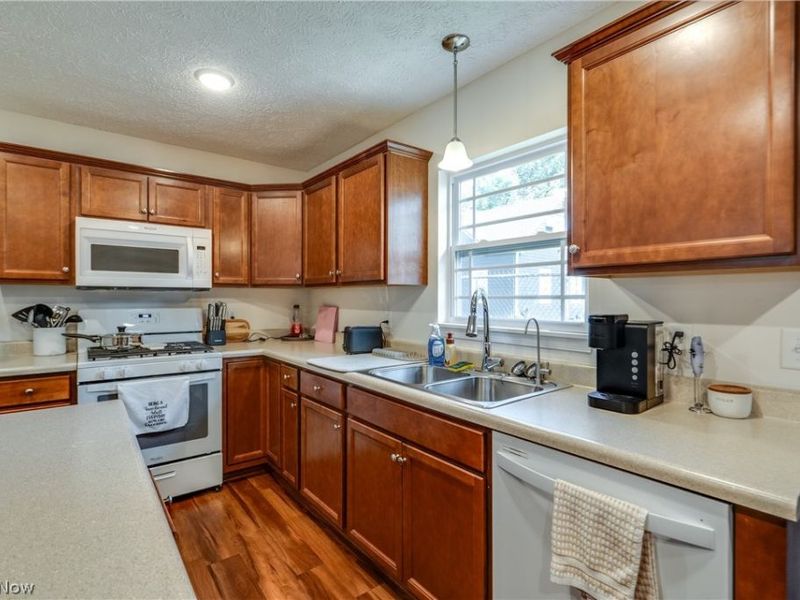 3593 Portage Point Boulevard, Akron, OH 44319 Photo 15