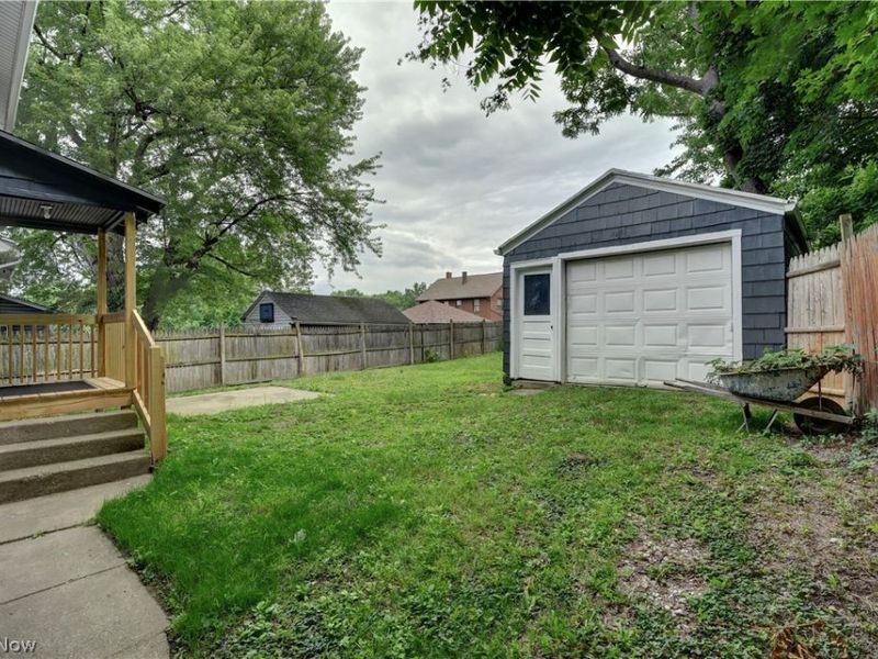 300 State Avenue NE, Massillon, OH 44646 Photo 6