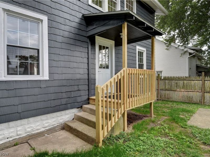 300 State Avenue NE, Massillon, OH 44646 Photo 7