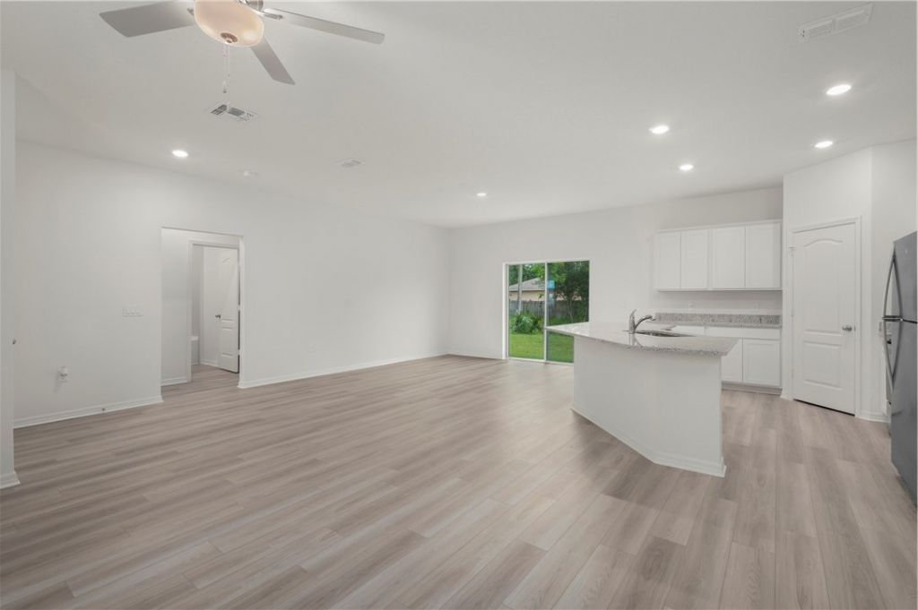 8835 W 98th Avenue , Vero Beach, FL 32967 Photo