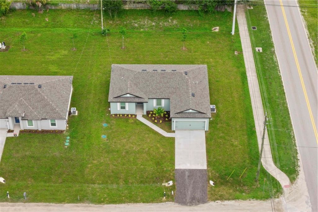 8835 W 98th Avenue , Vero Beach, FL 32967 Photo