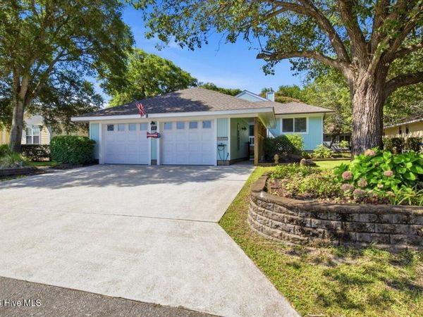 18 Greenview Drive , Caswell Beach, NC 28465