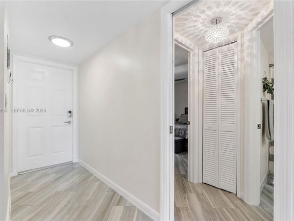610 Tennis Club Dr , Unit 104, Fort Lauderdale, FL 33311