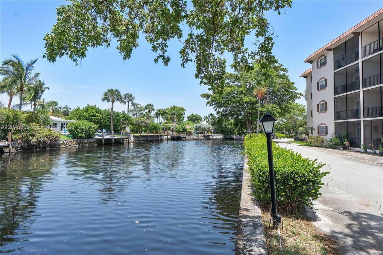 610 Tennis Club Dr, Unit 104, Fort Lauderdale, FL 33311 Photo