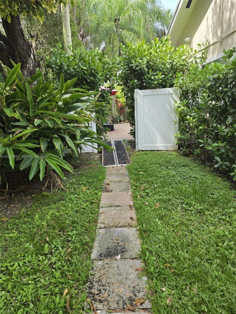 9760 SW 148th St , Unit studio, Miami, FL 33176 Photo