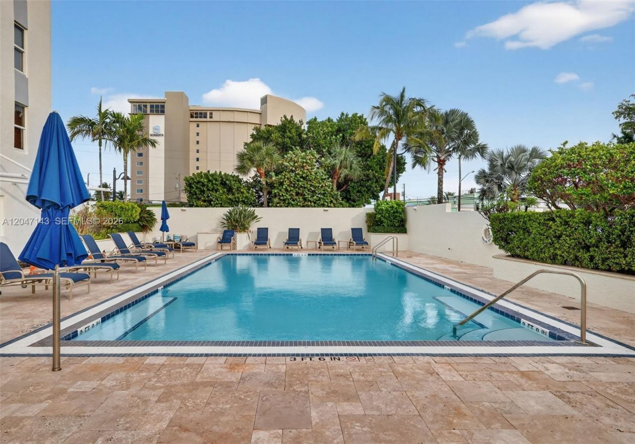 3000 E Sunrise Blvd , Unit 14C, Fort Lauderdale, FL 33304 Photo
