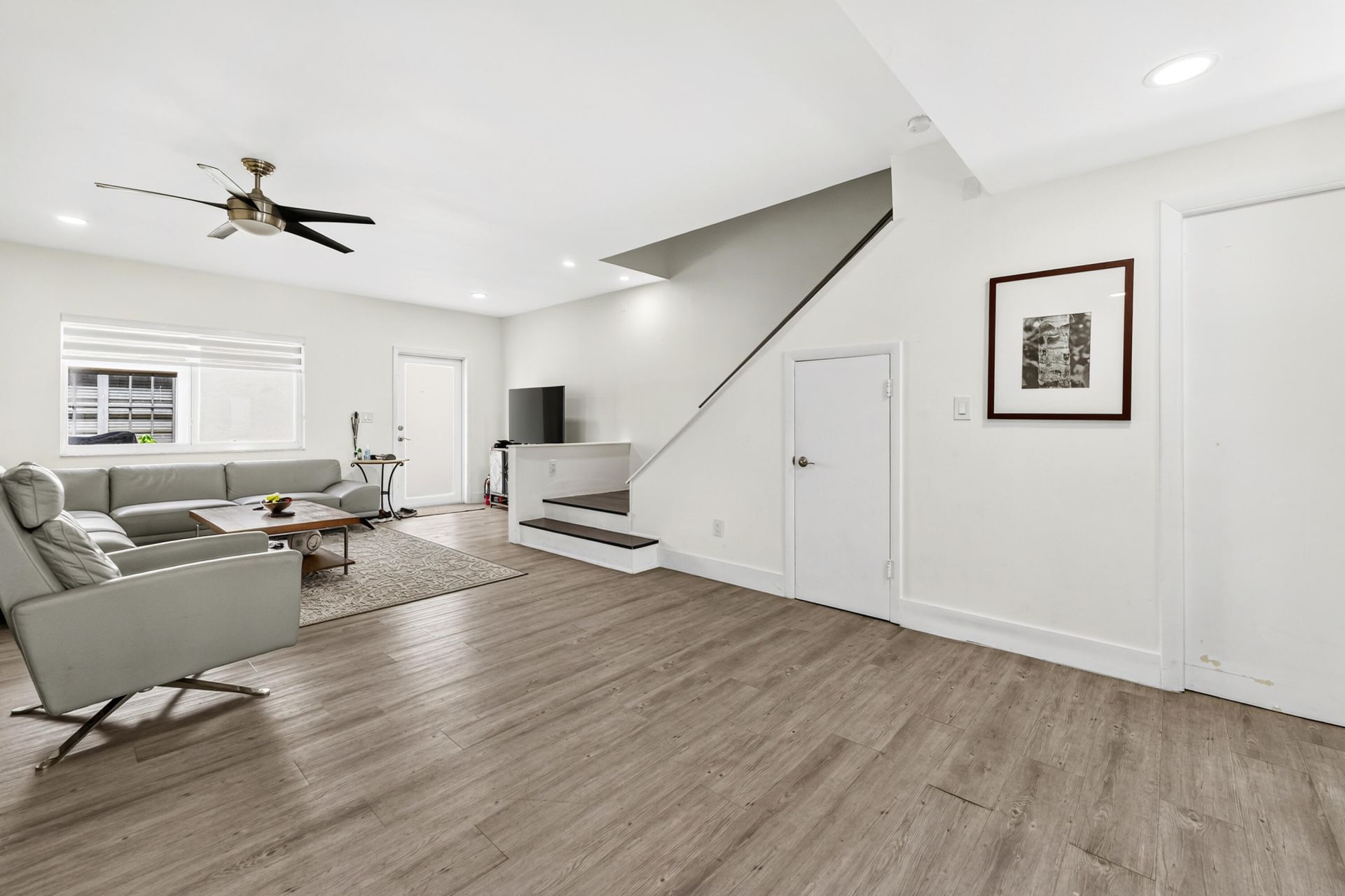 8956 Collins Avenue, Unit 4, Surfside, FL 33154 Photo