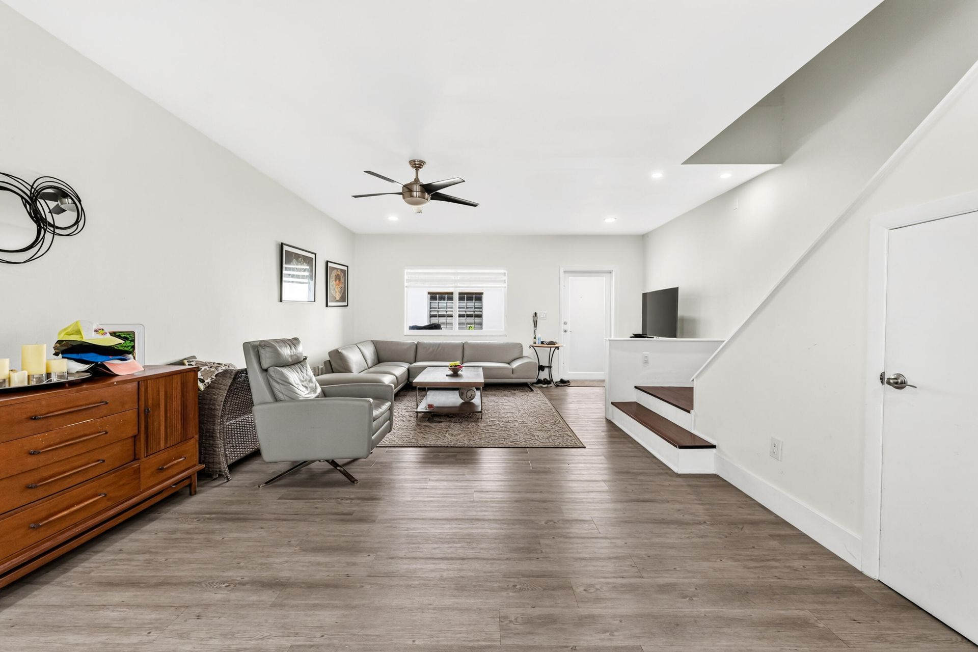 8956 Collins Avenue, Unit 4, Surfside, FL 33154 Photo