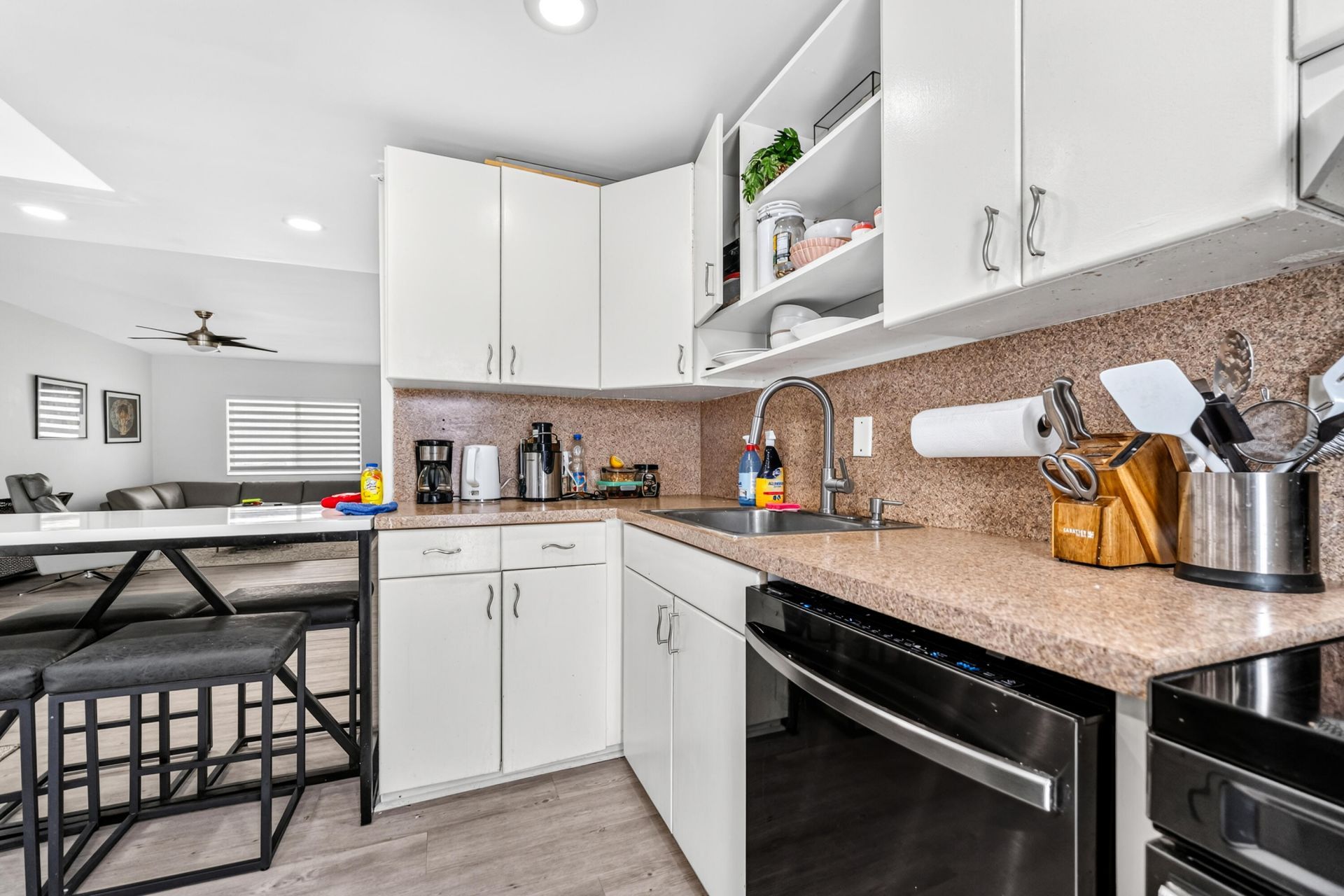 8956 Collins Avenue, Unit 4, Surfside, FL 33154 Photo