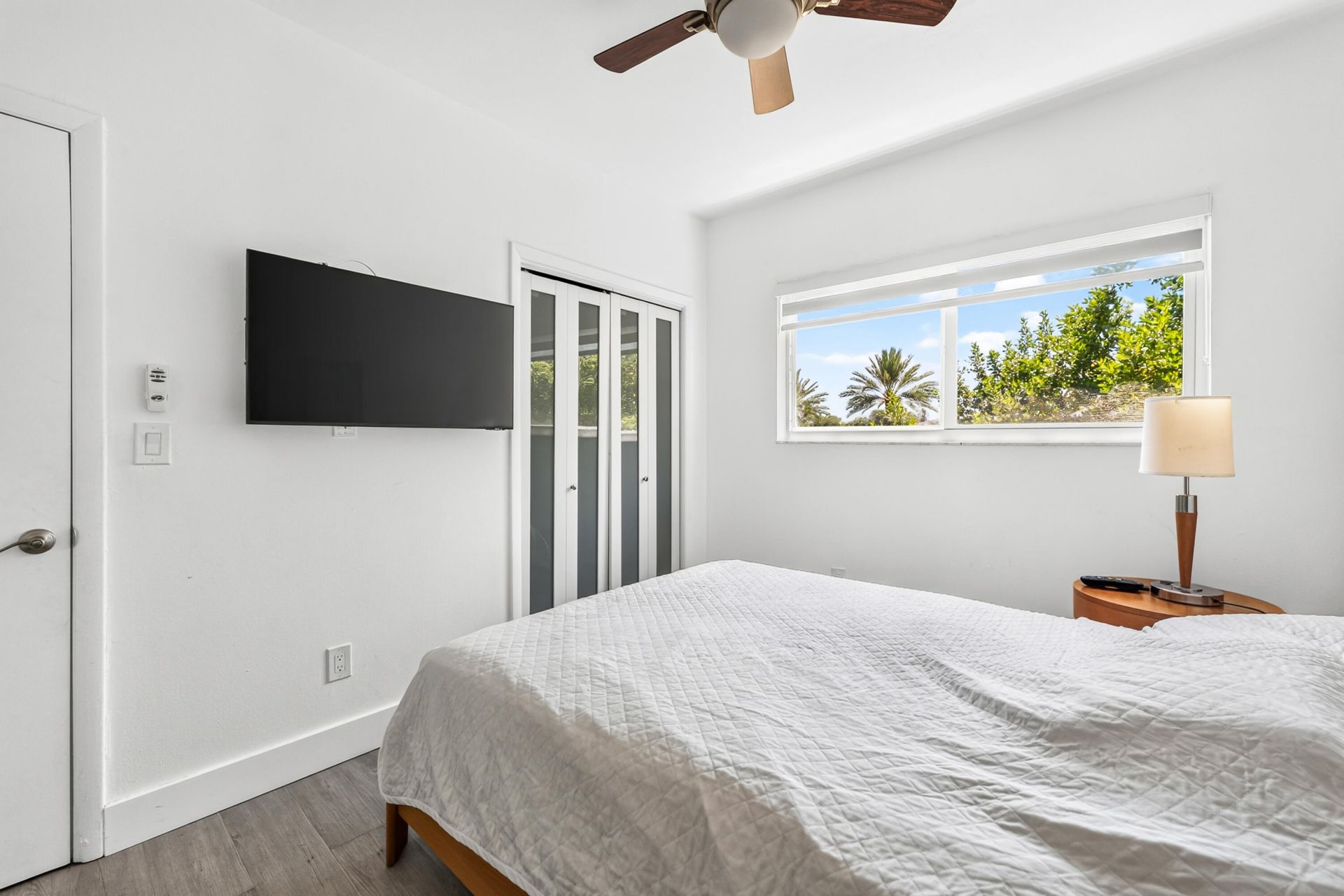 8956 Collins Avenue, Unit 4, Surfside, FL 33154 Photo