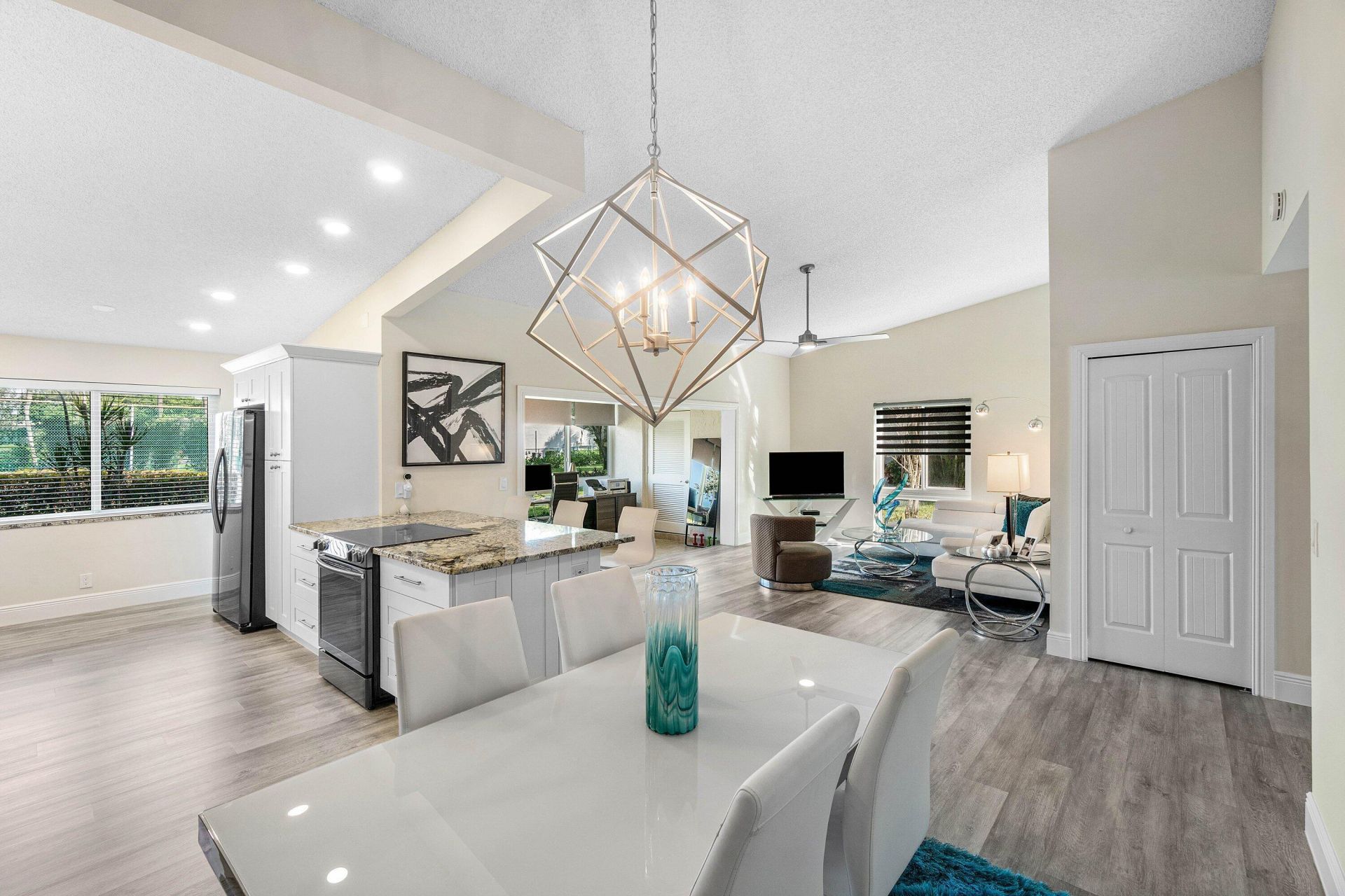 732 Lago Road, Delray Beach, FL 33445 Photo