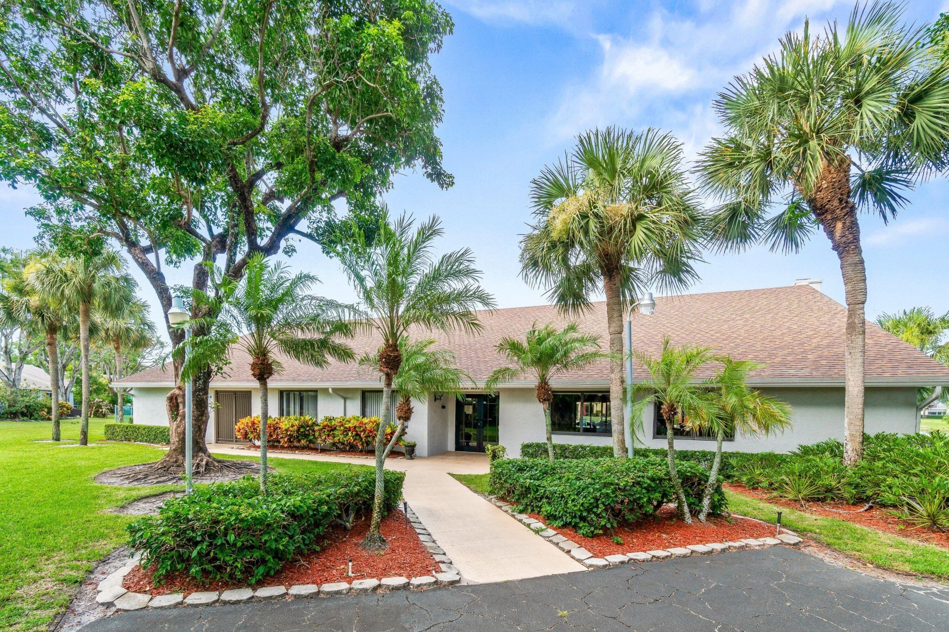 732 Lago Road, Delray Beach, FL 33445 Photo