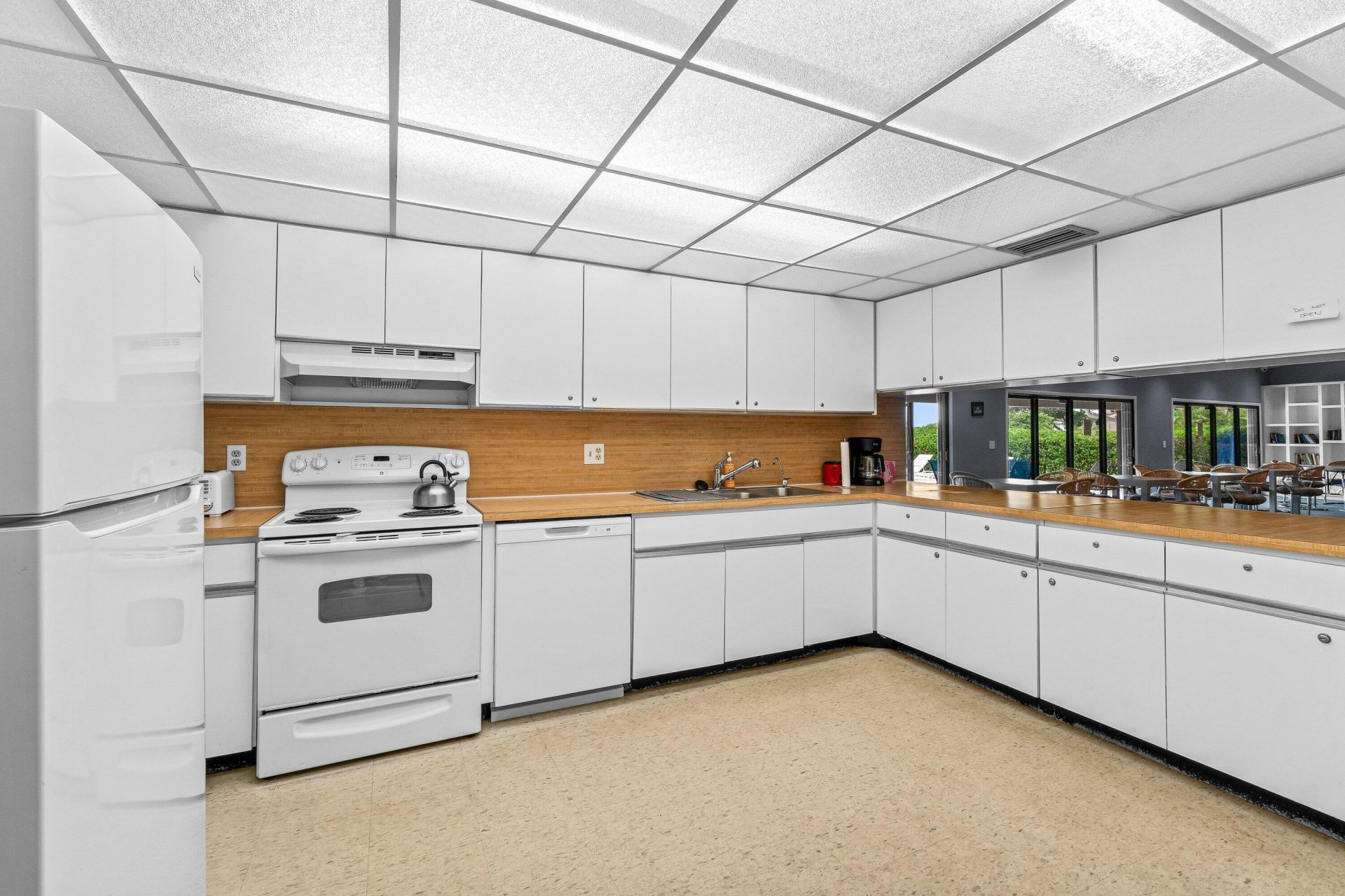 732 Lago Road, Delray Beach, FL 33445 Photo