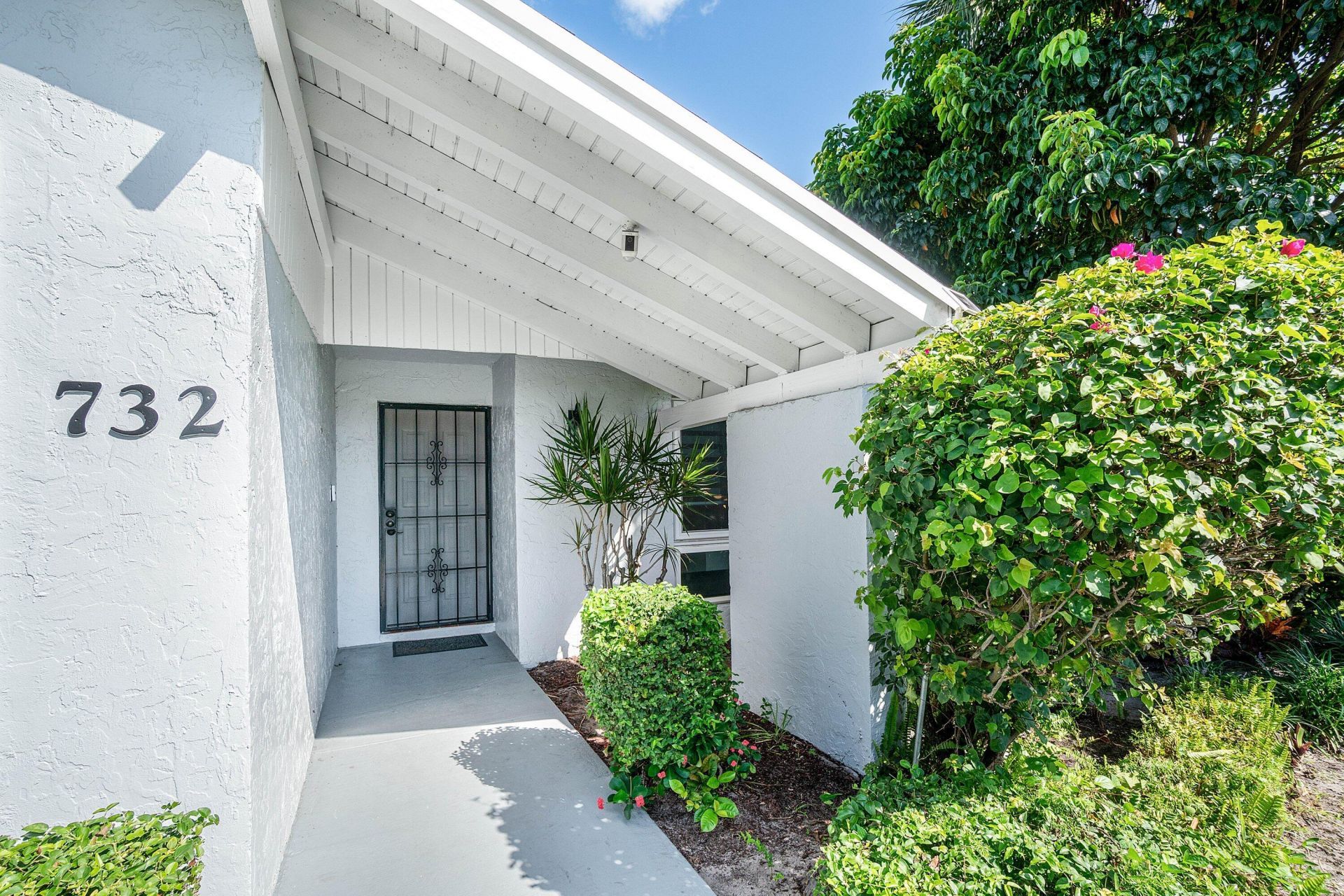 732 Lago Road, Delray Beach, FL 33445 Photo