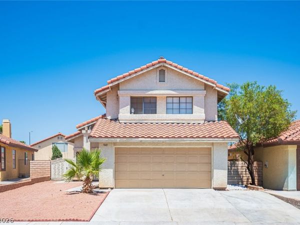 7660 Kalmalii Avenue , Las Vegas, NV 89147