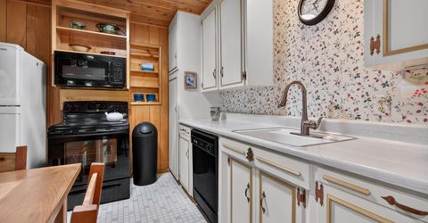 1101 Peninsula Drive, Unit 4, Lake Almanor, CA 00000 Photo