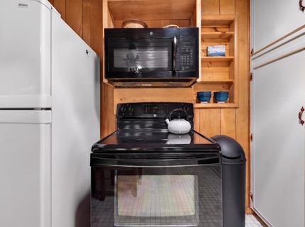 1101 Peninsula Drive, Unit 4, Lake Almanor, CA 00000 Photo