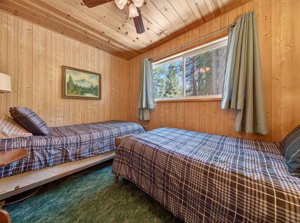 1101 Peninsula Drive, Unit 4, Lake Almanor, CA 00000 Photo