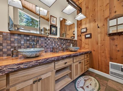 1101 Peninsula Drive, Unit 4, Lake Almanor, CA 00000 Photo