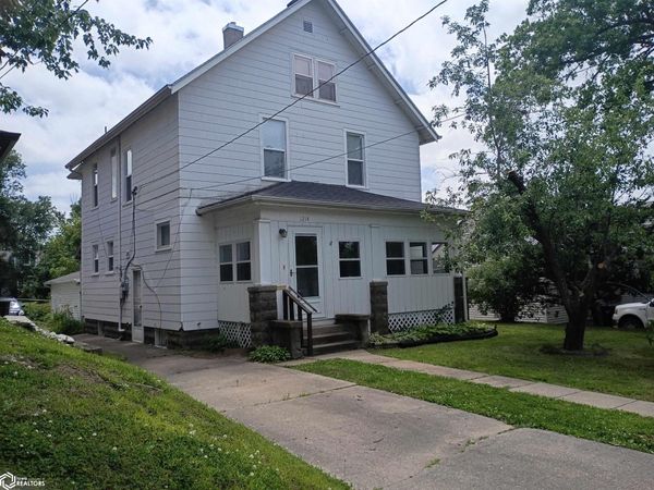 1214 E Fourth Street, Ottumwa, IA 52501