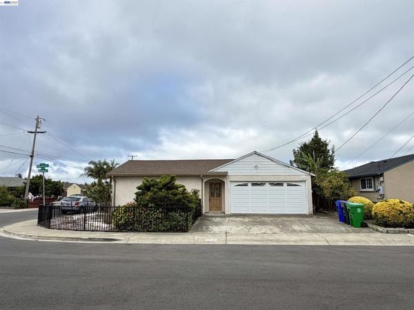 14631 Rollins St, San Leandro, CA 94579