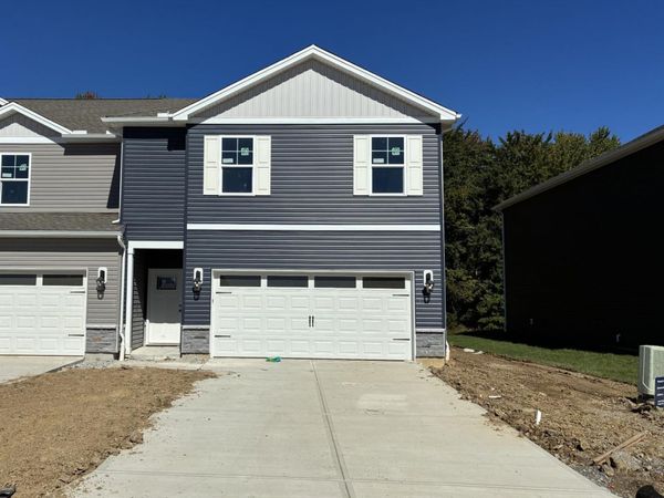1842 Vista Lake Drive, Goshen Twp, OH 45122