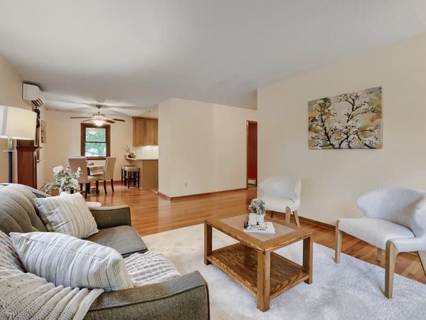 3010 Fairview Avenue N, Roseville, MN 55113