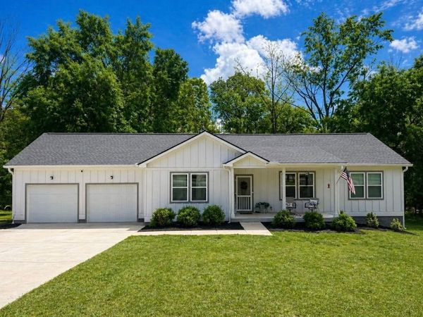 1505 E Piney Rd, Dickson, TN 37055