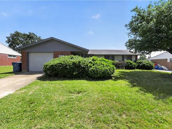 7924 Blackshear Drive, Huber Heights, OH 45424