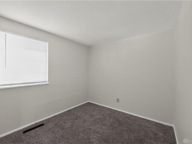 7924 Blackshear Drive, Huber Heights, OH 45424 Photo 21