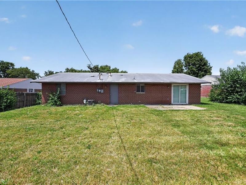 7924 Blackshear Drive, Huber Heights, OH 45424 Photo 4